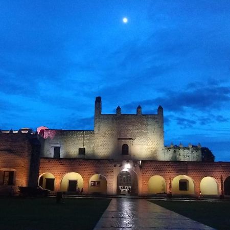 Departamento Sol Y Luna Valladolid  Esterno foto